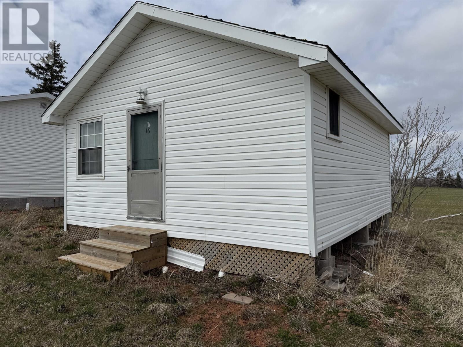 Property Photo: Cottage 3 Rennies Road PE C0A 1N0