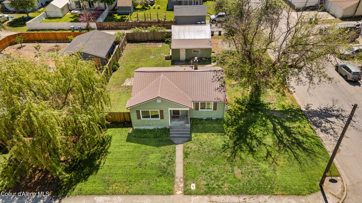Property Photo:  1002 E Montana Ave  ID 83814 