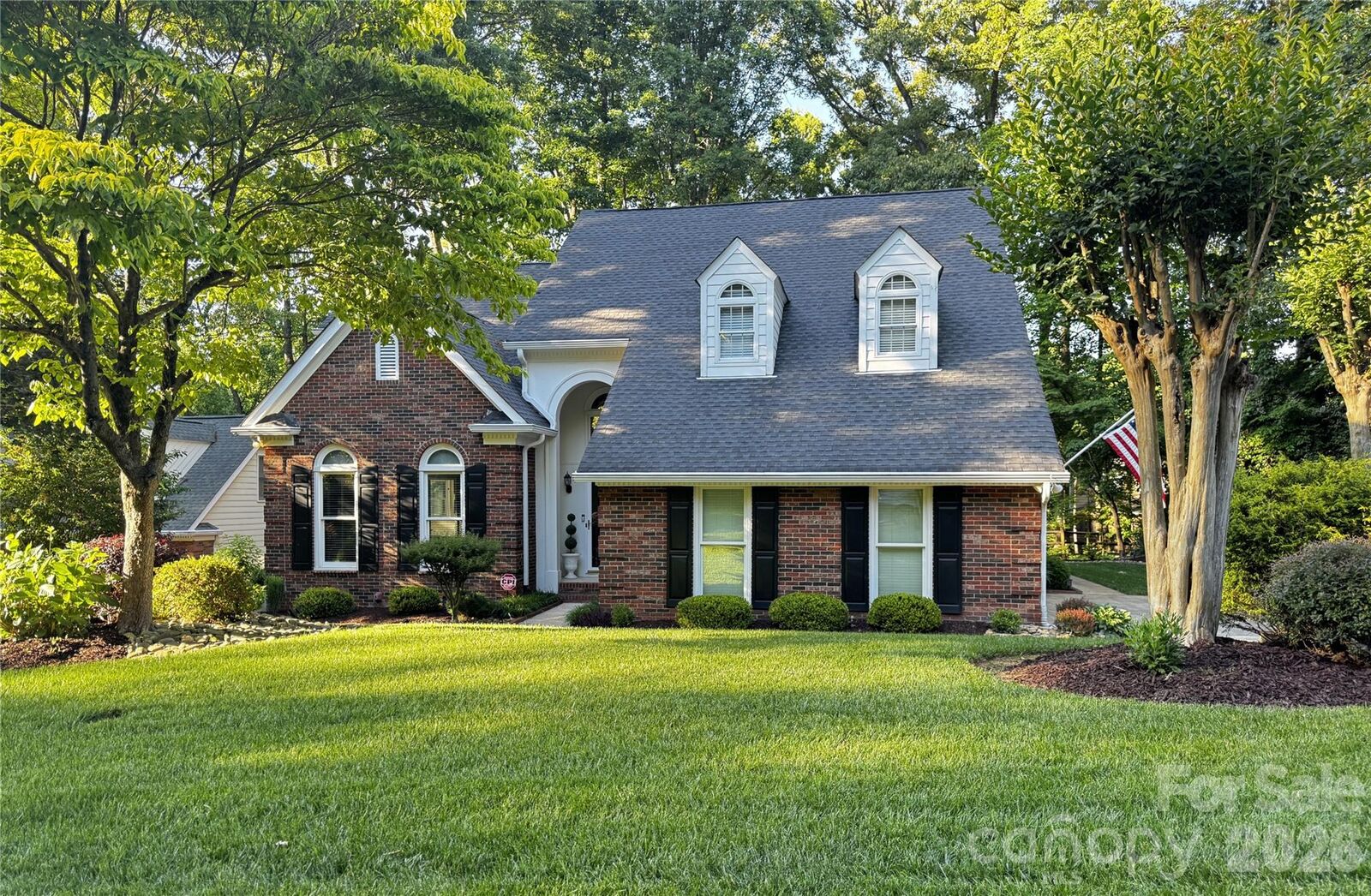Property Photo:  15211 Sharrow Bay Court  NC 28078 