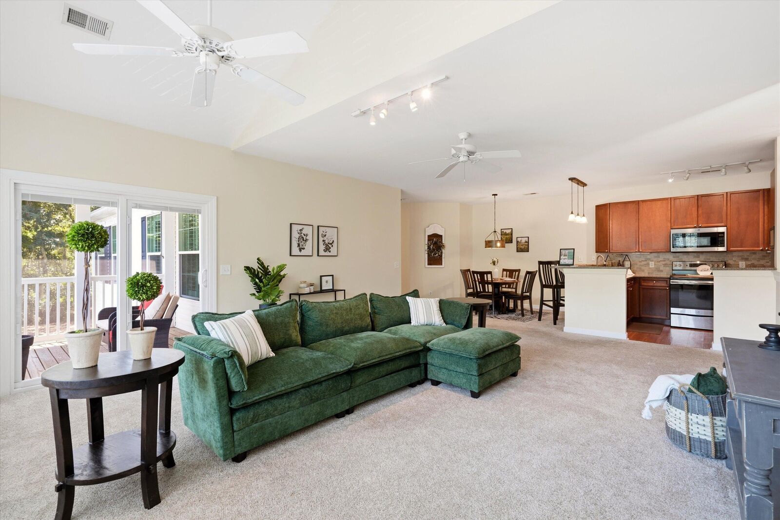 Property Photo:  141 Golfview Lane  SC 29485 