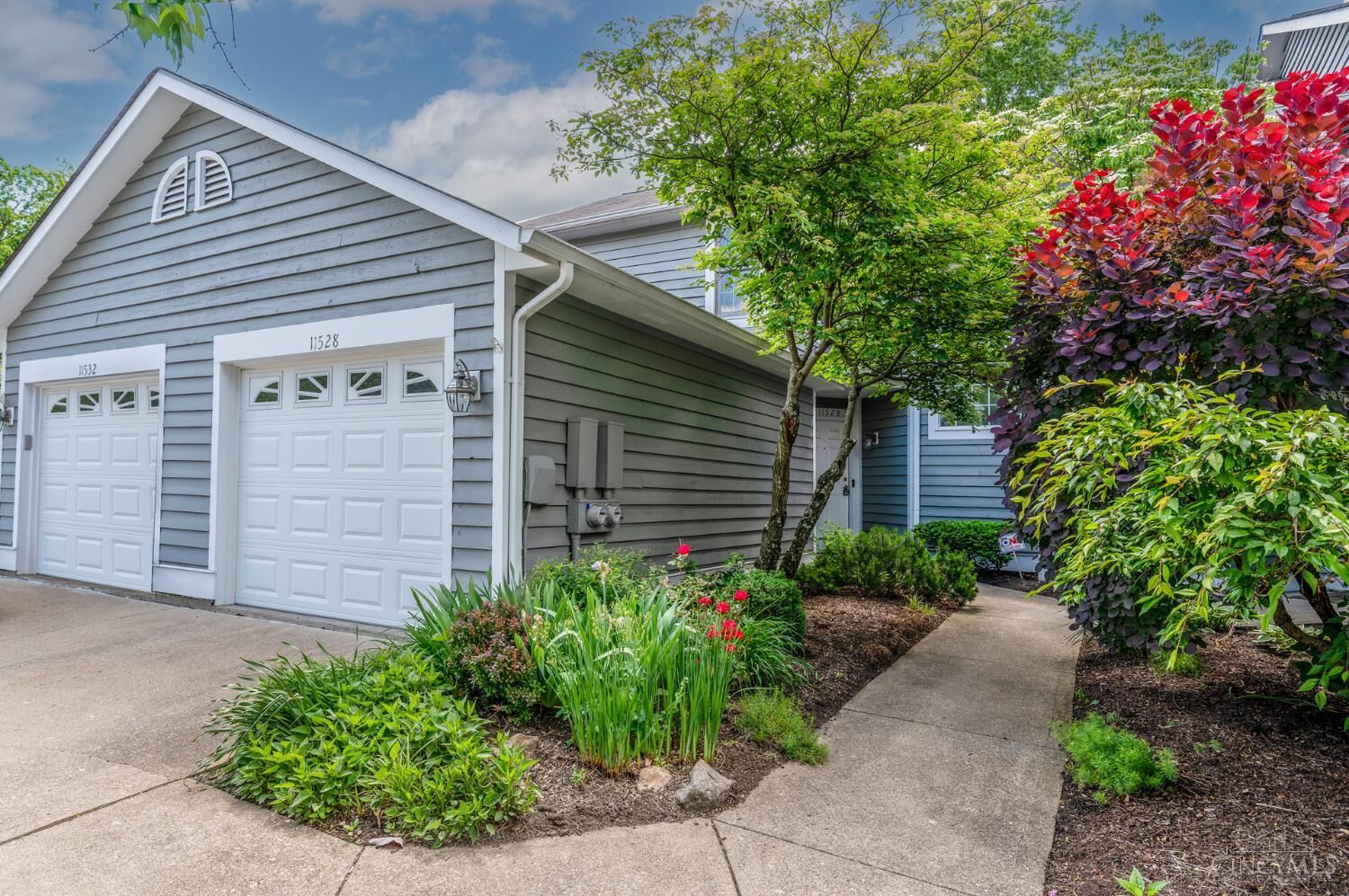 Property Photo:  11528 Symmes Gate Lane  OH 45249 