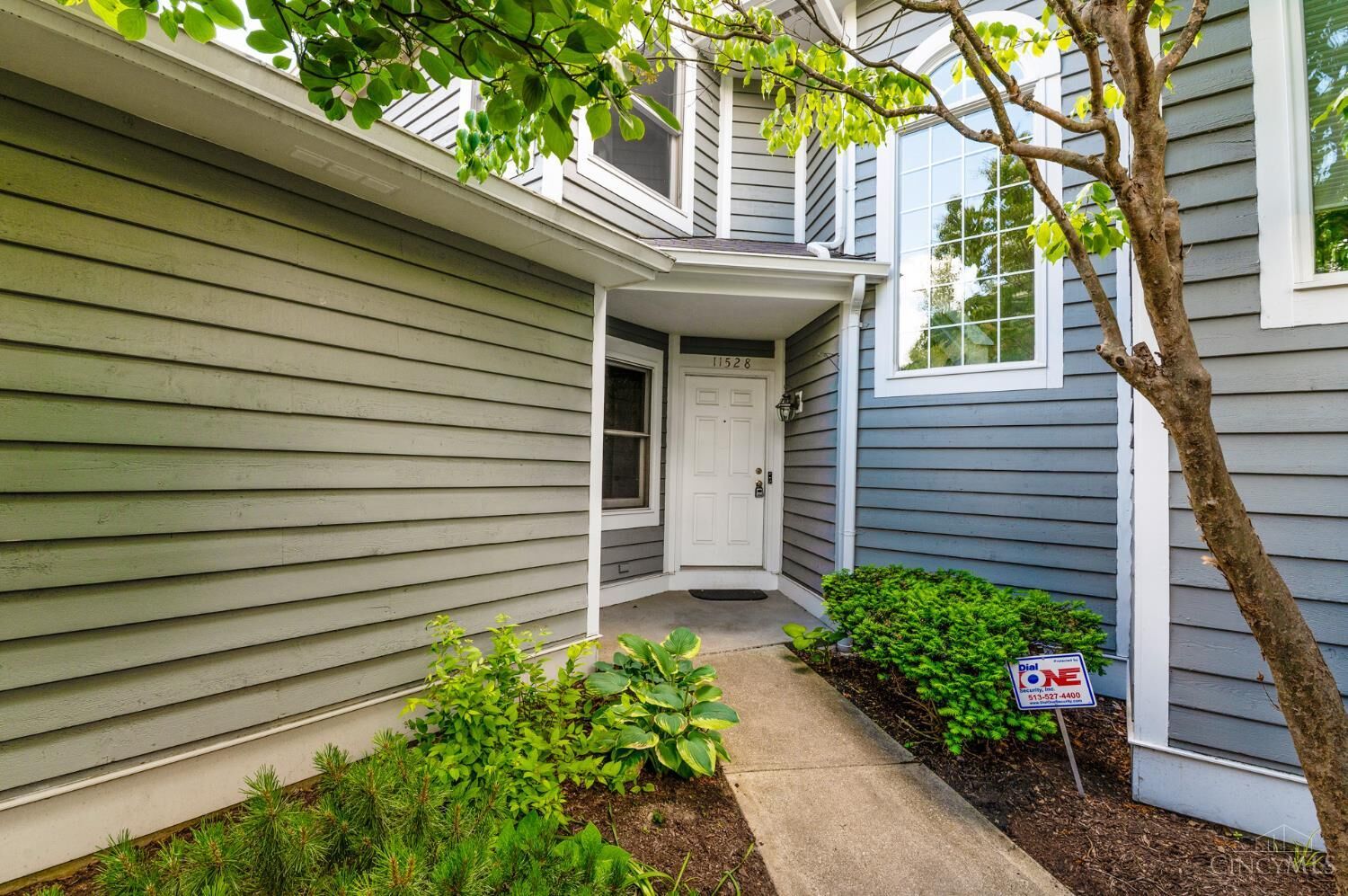 Property Photo:  11528 Symmes Gate Lane  OH 45249 