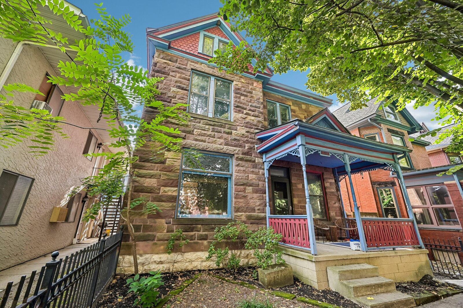 Property Photo:  1300 Neil Avenue  OH 43201 