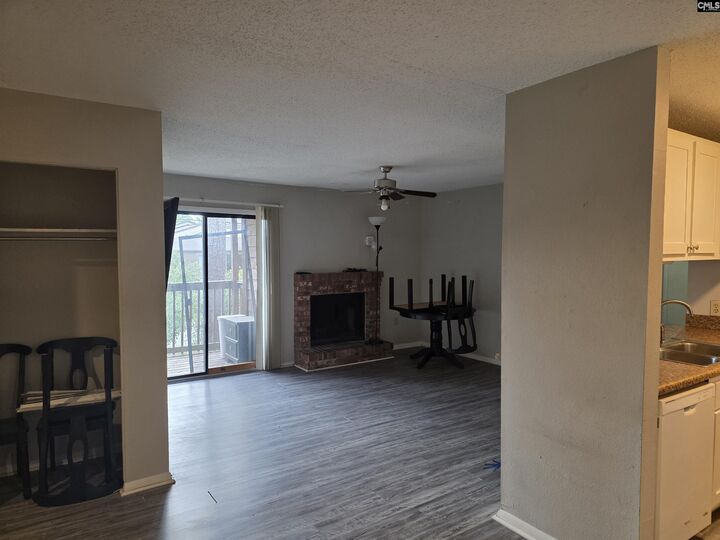 Property Photo:  207 Weddell 4D  SC 29223 