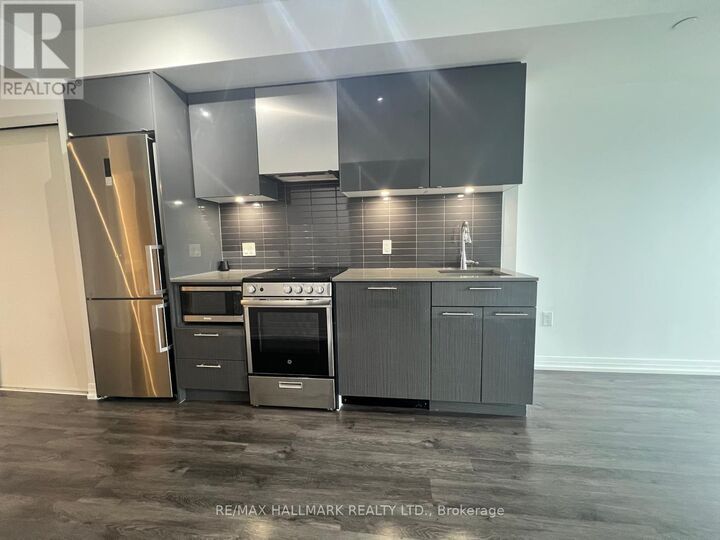 Property Photo:  251 Jarvis Street 3109  ON M5B 0C3 