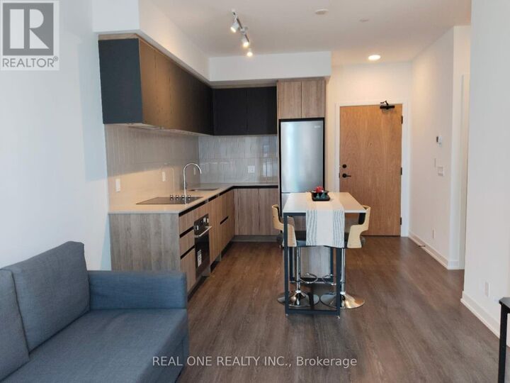Property Photo:  7950 Bathurst Street 620  ON L4J 0L4 