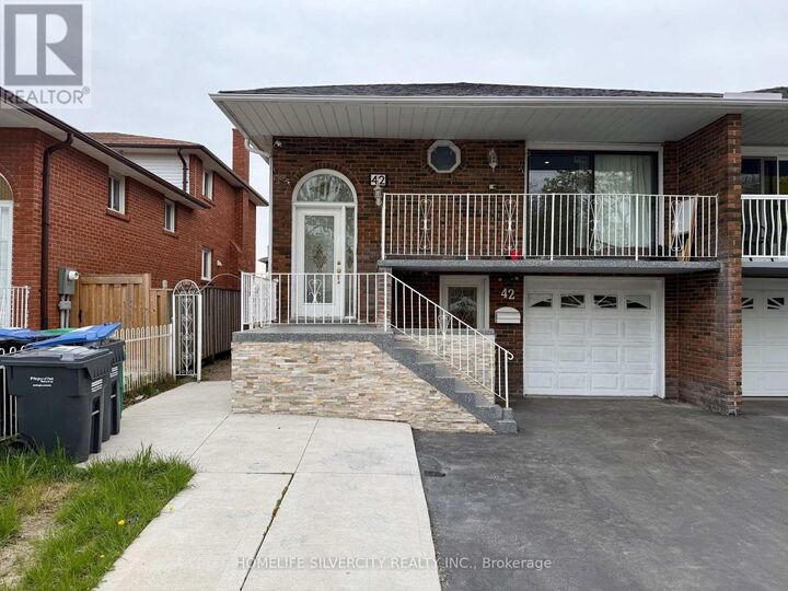 Property Photo:  42 Royal Salisbury Way  ON L6V 3J6 