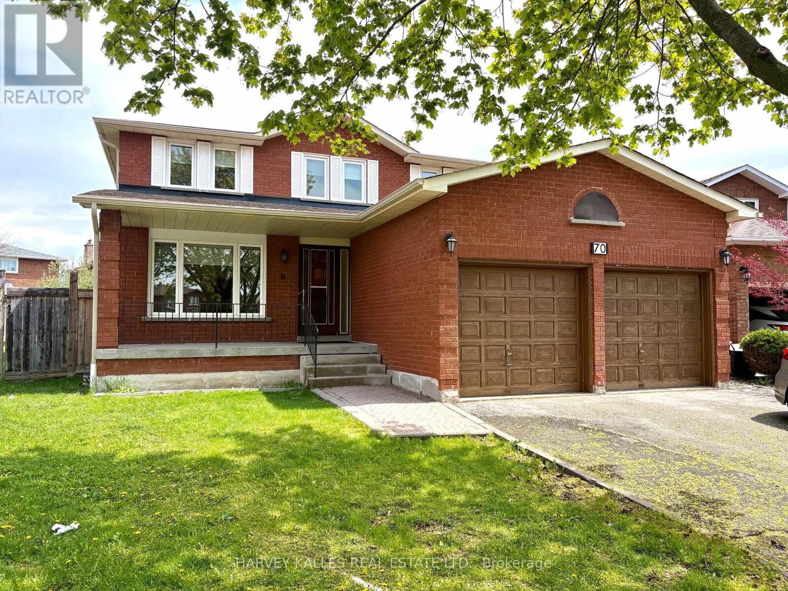 Property Photo:  70 Amaretto Court  ON L4L 6N1 
