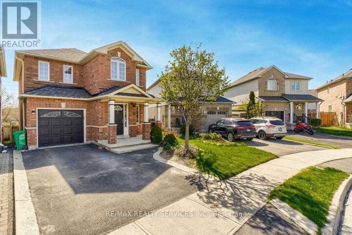 Property Photo:  50 Oakmeadow Drive  ON L7A 2M1 