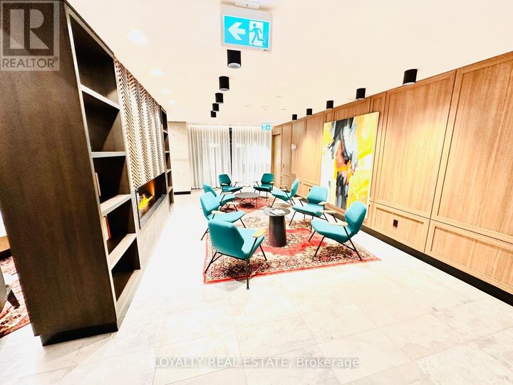 Property Photo:  251 Manitoba Street 311  ON M8Y 0C7 