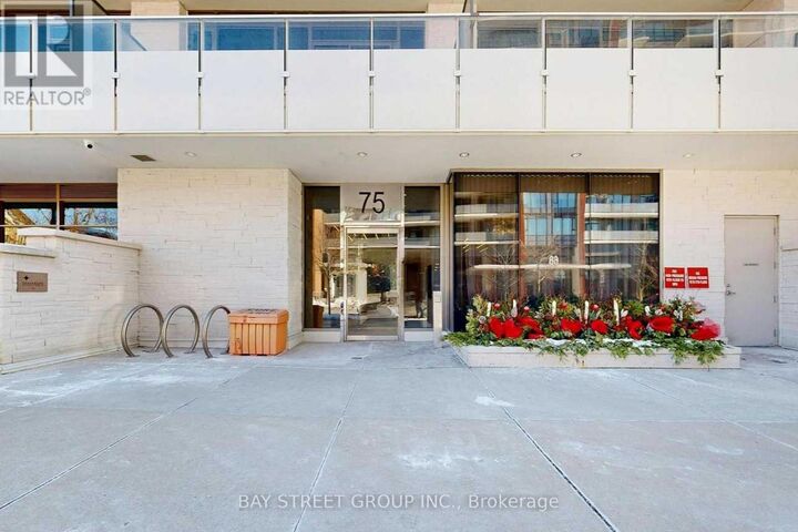 Property Photo:  75 Canterbury Place 1509  ON M2N 2N1 
