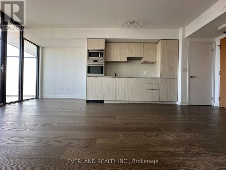 Property Photo:  11 Wellesley Street 3301  ON M4Y 1E8 