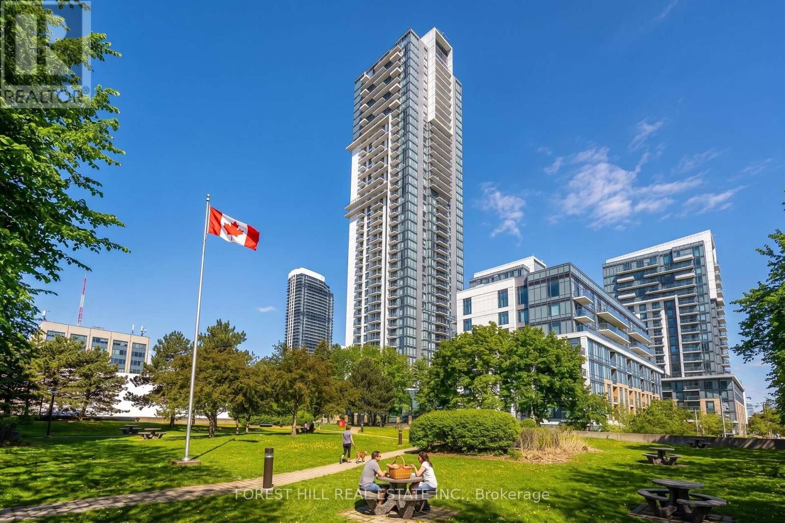 Property Photo:  55 Ann O'Reilly Road 4103  ON M2J 0E1 