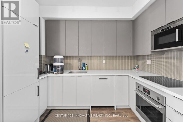 Property Photo:  2908 7 Highway 2504  ON L4K 0K5 