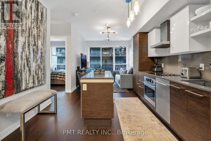 Property Photo:  1030 King Street West 1046  ON M6K 0B4 