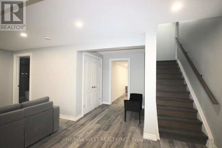 Property Photo:  150 Valley Vista Drive Bsmt  ON L6A 0Z4 