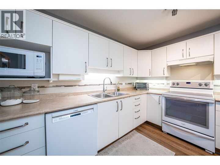 Property Photo:  3300 Centennial Drive 112  BC V1T 9M5 