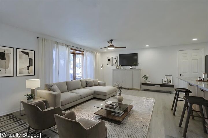 Property Photo: 3573 Kemp Road OH 45431