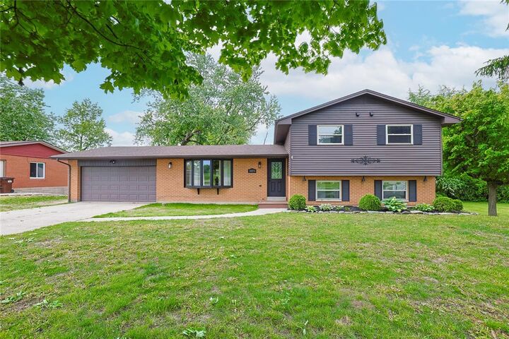 Property Photo:  3573 Kemp Road  OH 45431 