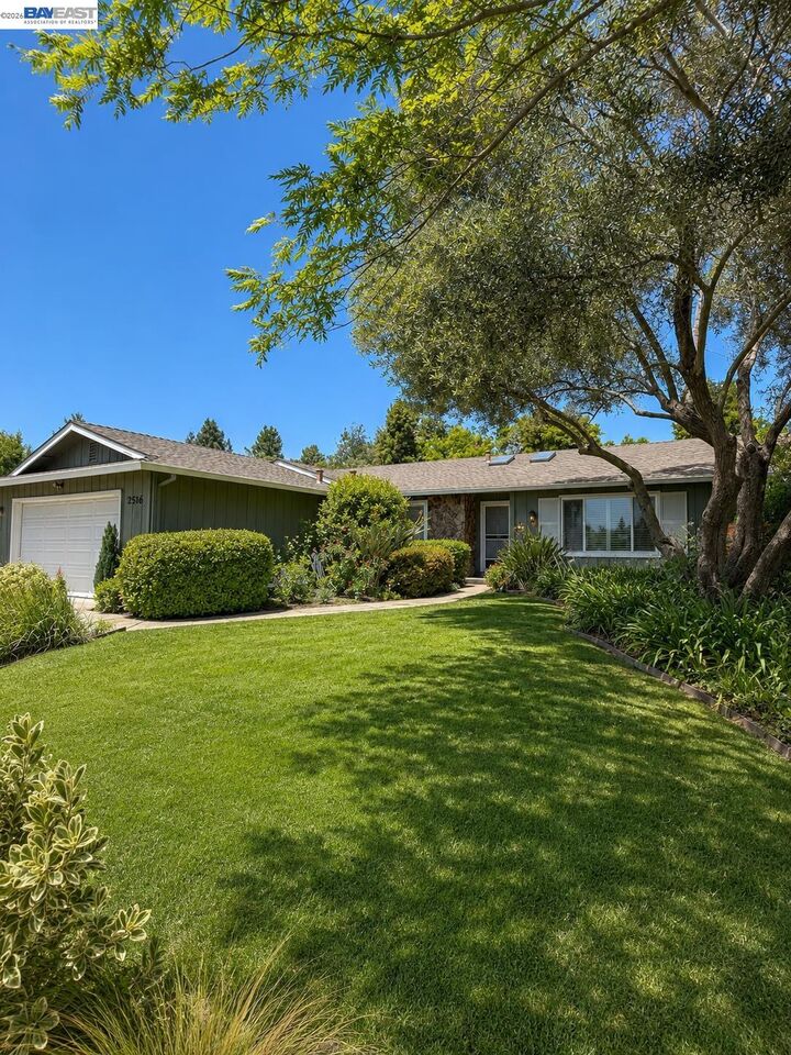 Property Photo:  2516 Dos Rios Dr  CA 94583 