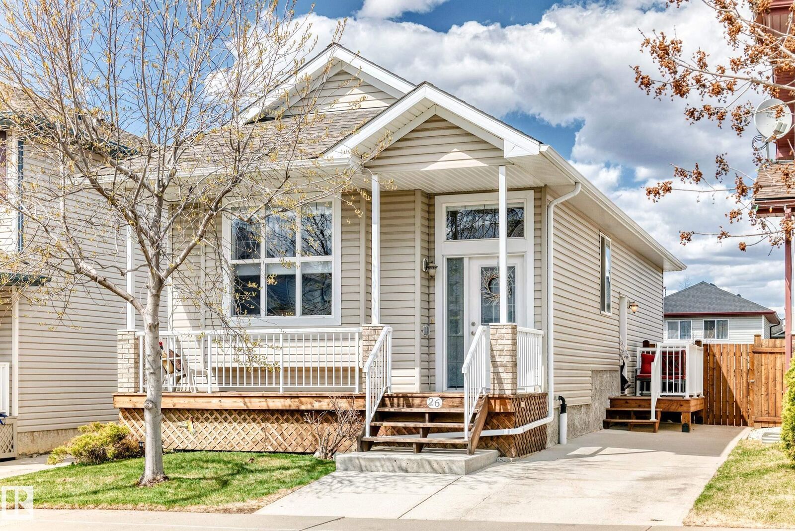 Property Photo:  26 Vaughn Avenue  AB T7X 4R9 