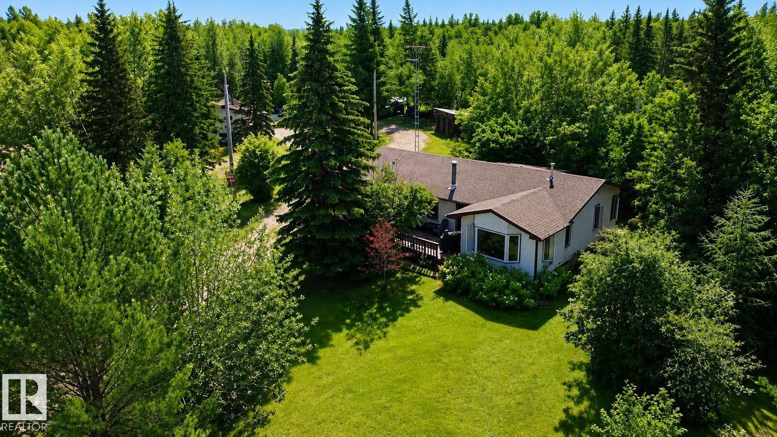 Property Photo: 12279 Township Road 602 AB T0A 3E0