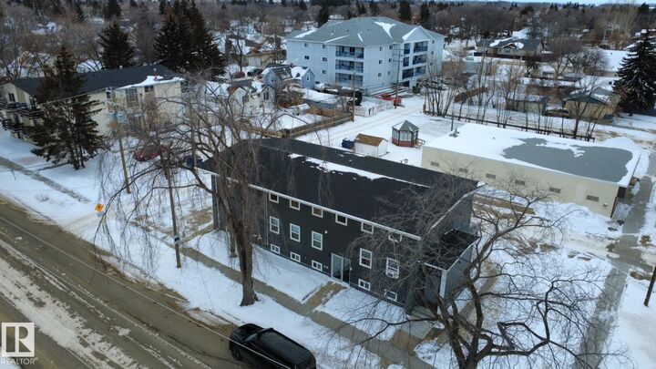 Property Photo:  4816 52 Street 4  AB T9A 3N2 