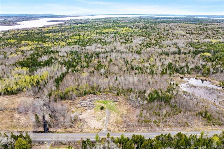Lot 8 Route 10 — photo 1