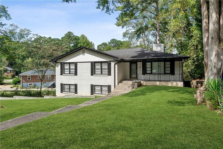 Property Photo:  1747 Detroit Court NW  GA 30314 