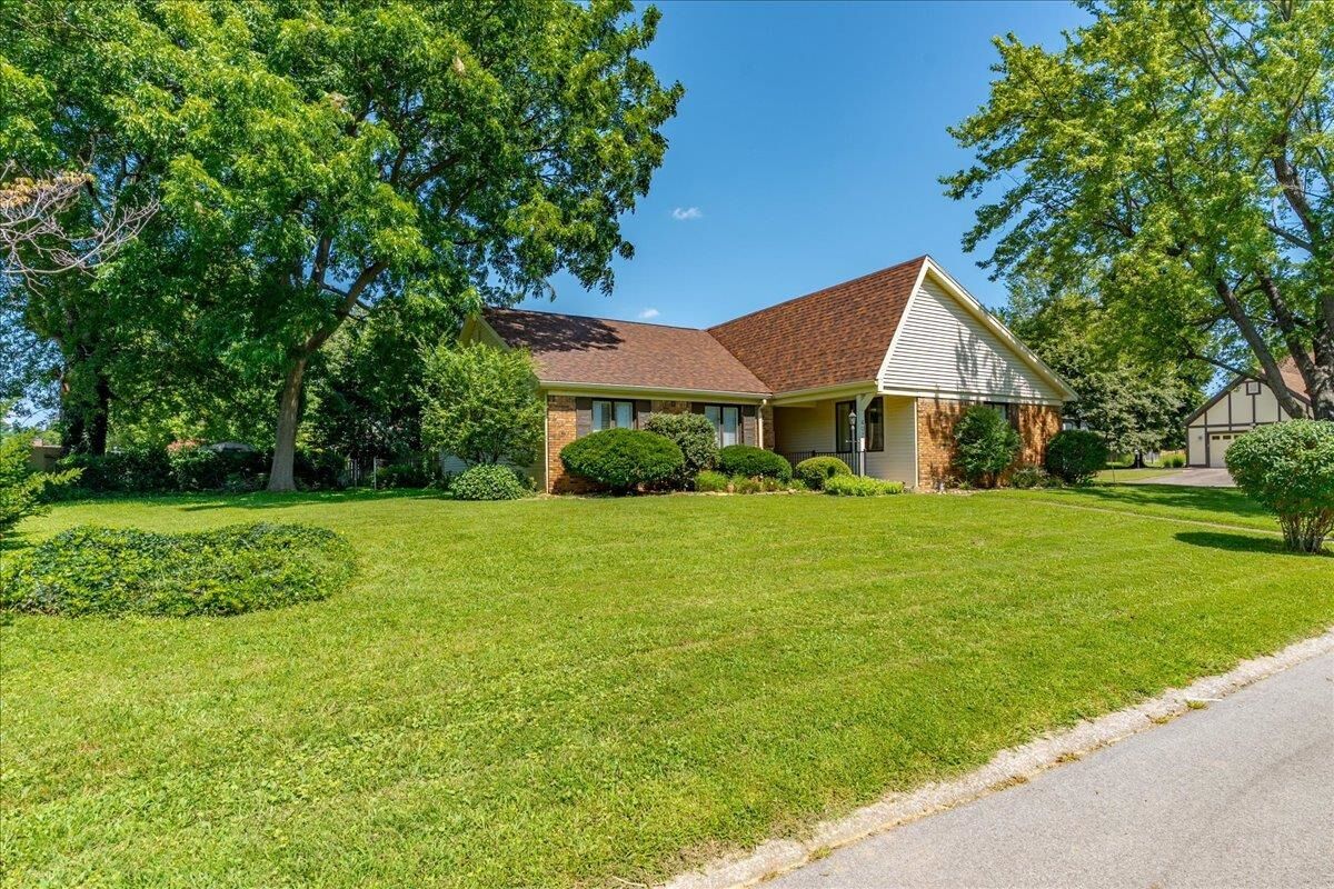 Property Photo:  407 Bittersweet Lane  KY 42420 