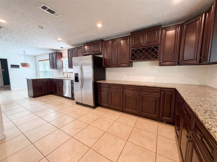 Property Photo:  7807 Bideford Lane  TX 77070 