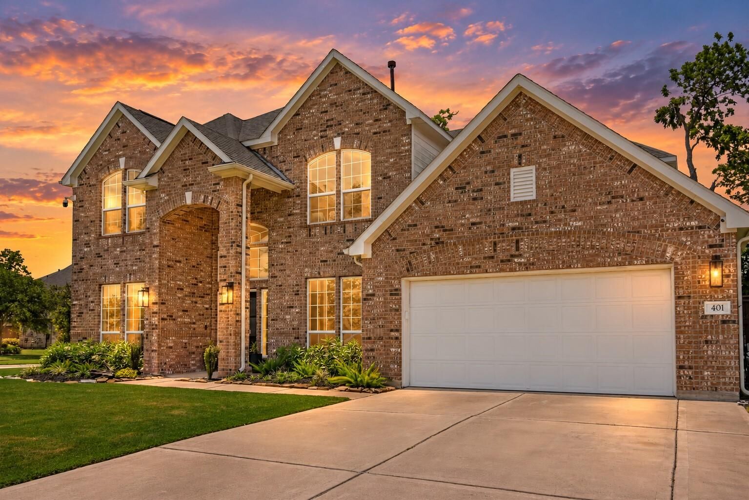 Property Photo: 401 Bentwood Way TX 77531