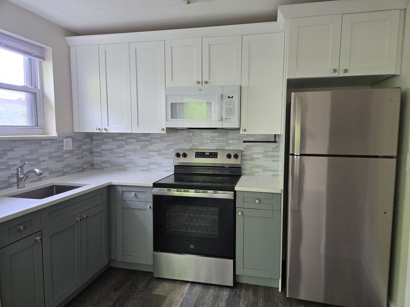 Property Photo:  685 Prospect Ave 10 B  NJ 07002 