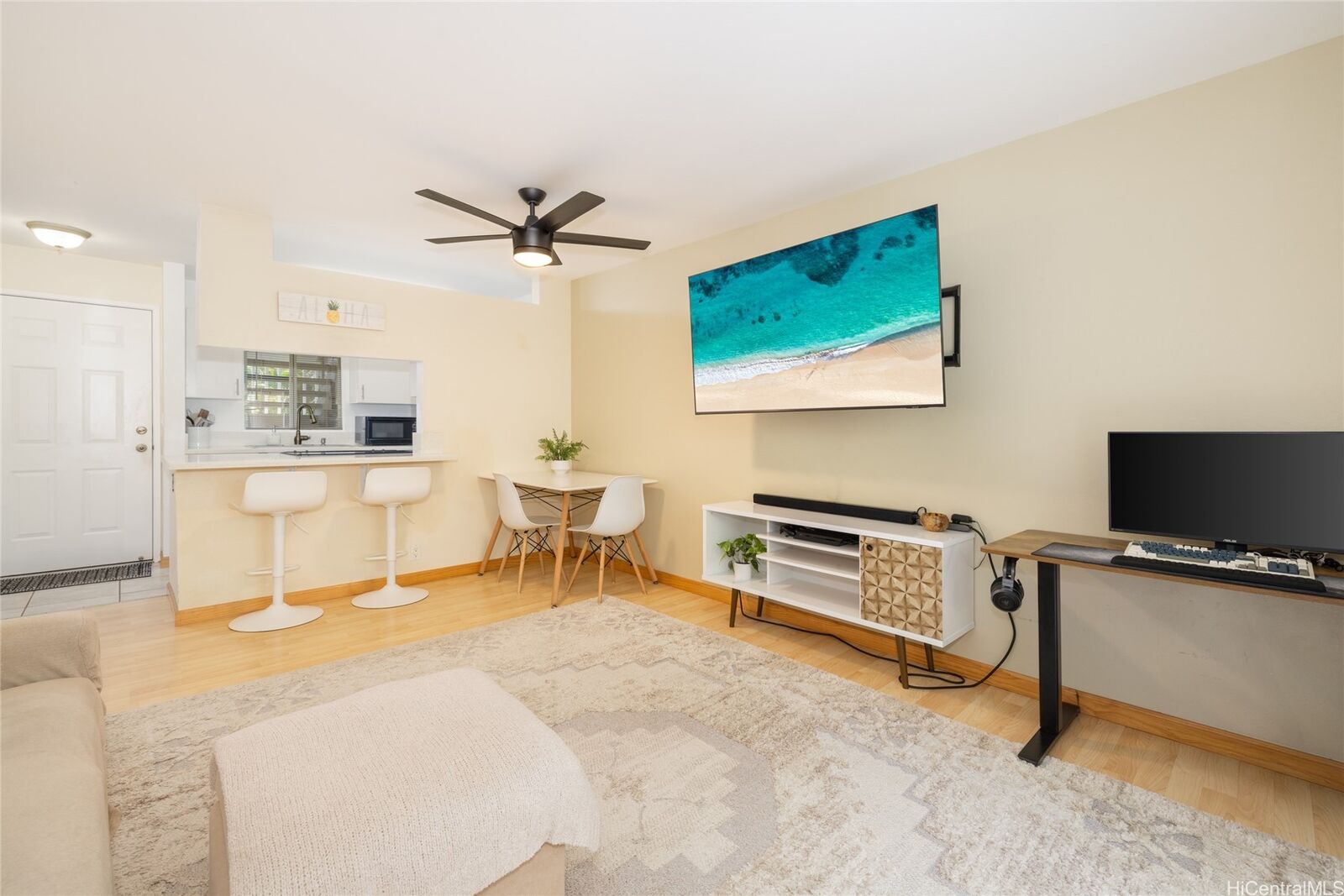Property Photo:  95-524 Wikao Street A204  HI 96789 