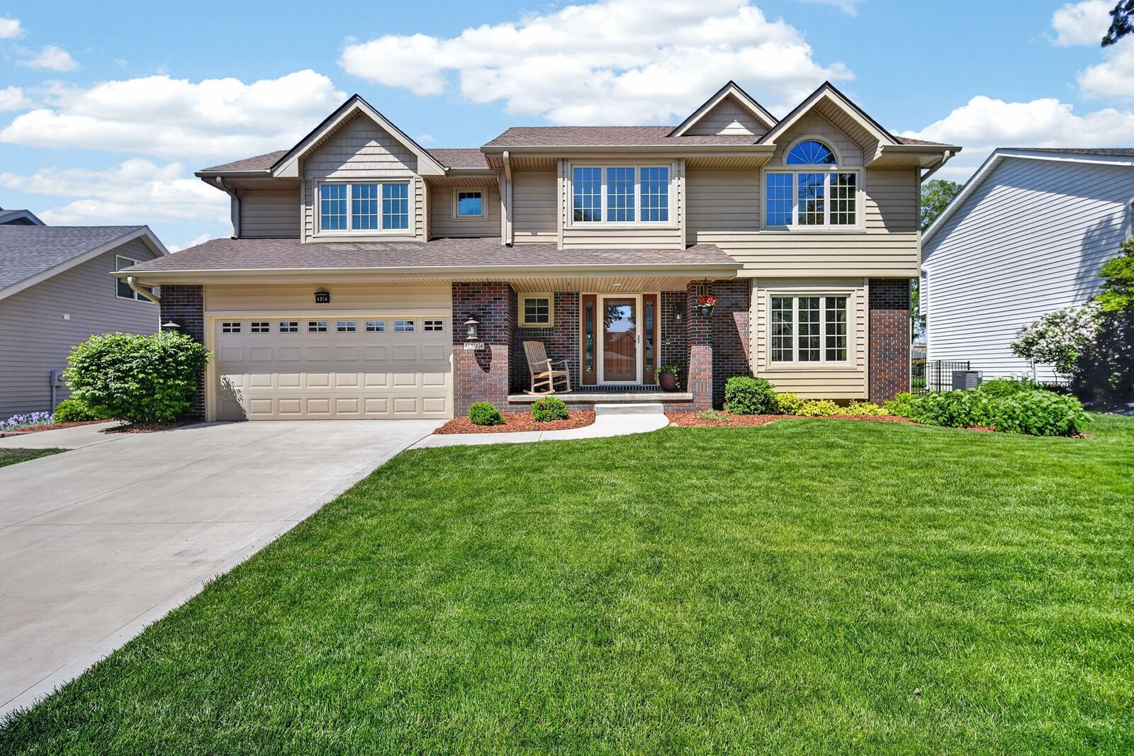 Property Photo: 4314 101st Street IA 50322