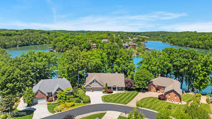 Property Photo:  309 Saloli Lane  TN 37774 