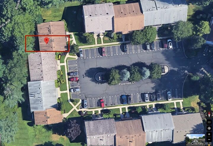 Property Photo:  414 Pawnee Court  NY 10901 