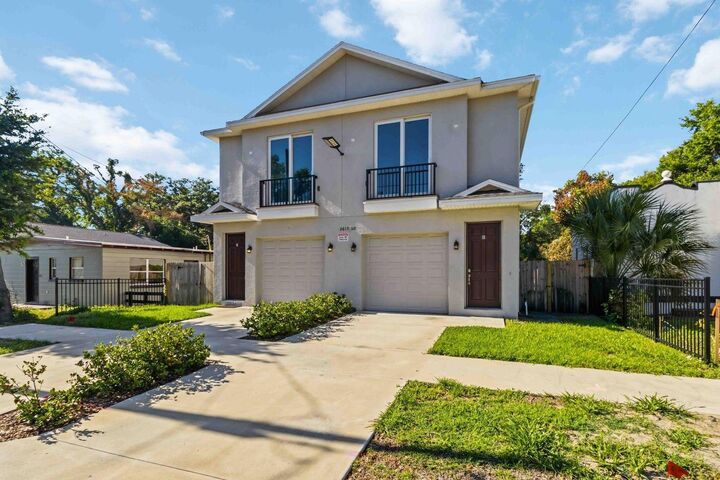 Property Photo:  2613 E 23rd Avenue 1/2  FL 33605 