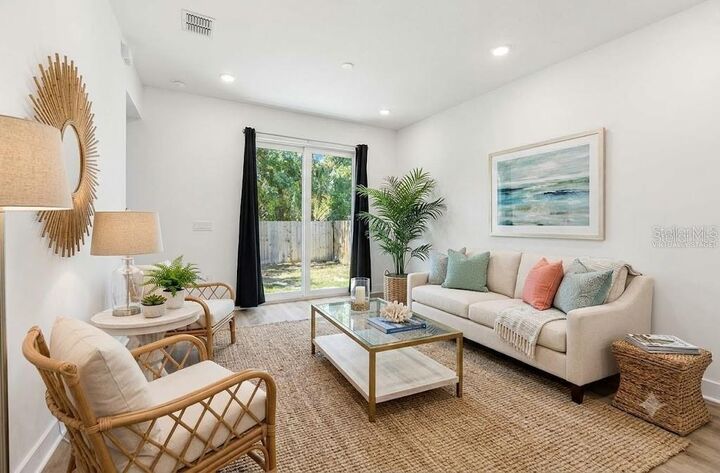 Property Photo:  2613 E 23rd Avenue 1/2  FL 33605 