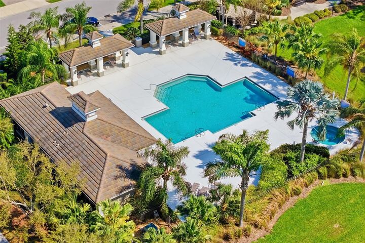 Property Photo:  5437 Chatham Square Way  FL 34203 