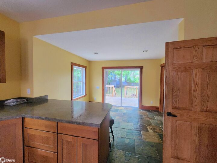 Property Photo: 811 8th Avenue IA 50112