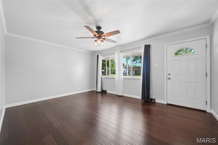 Property Photo:  922 Chula Drive  MO 63042 
