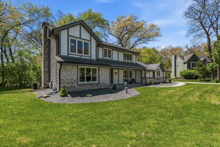 Property Photo:  S45w25745 Underwood Ct  WI 53189 