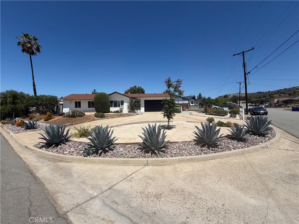 Property Photo:  14538 Springvale Street  CA 92064 
