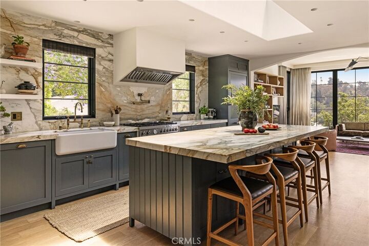 Property Photo:  2168 Princeton  CA 90026 