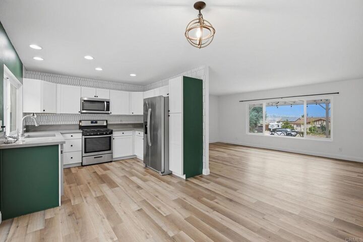 Property Photo: 13104 Lakeview Granada Drive CA 92040