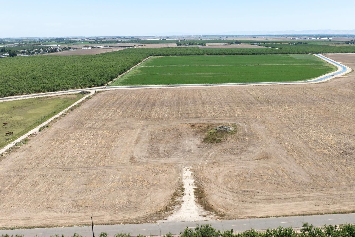 Property Photo:  1824 W Taylor Road  CA 95307 