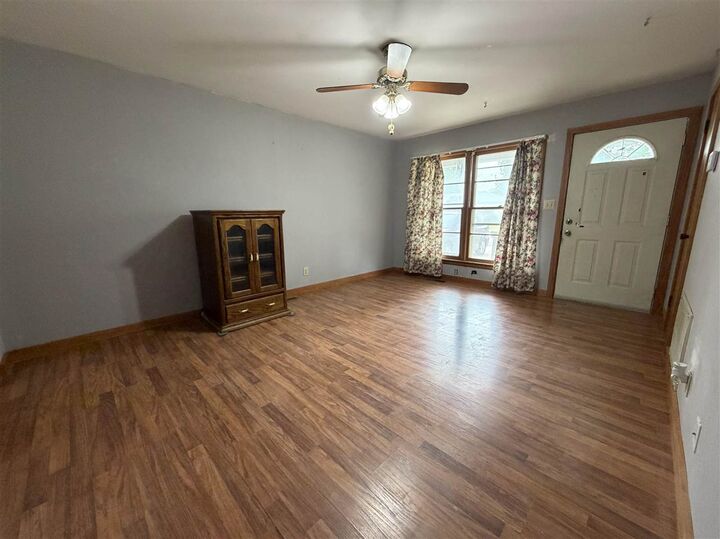 Property Photo: 1517 S D Street OK 74631