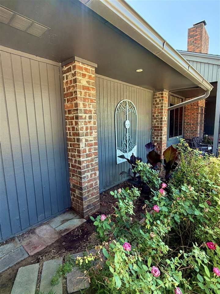Property Photo: 13 Spring Village OK 74604