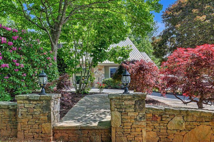 Property Photo: 792 Bugscuffle Road GA 30546